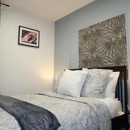 Ferienhaus Marvel House - Disneyland 5min, Private Parking, Terrace *