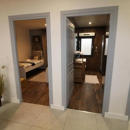 Marvel House - Disneyland 5min, Private Parking, Terrace Ferienhaus *