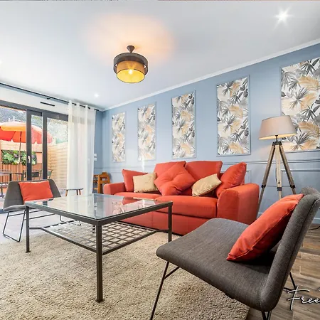 Ferienhaus Marvel House - Disneyland 5min, Private Parking, Terrace *