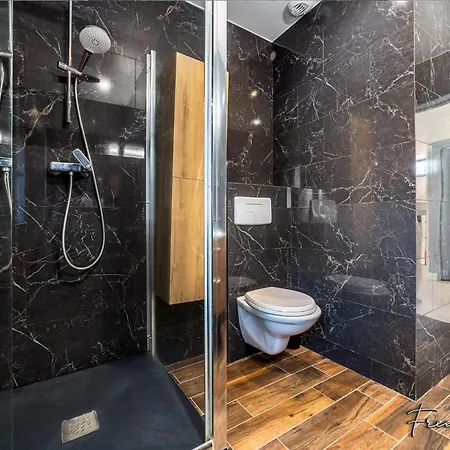 Marvel House - Disneyland 5min, Private Parking, Terrace *